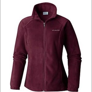 COLUMBIA FLEECE MAROON ZIP UP-WORN ONCE
